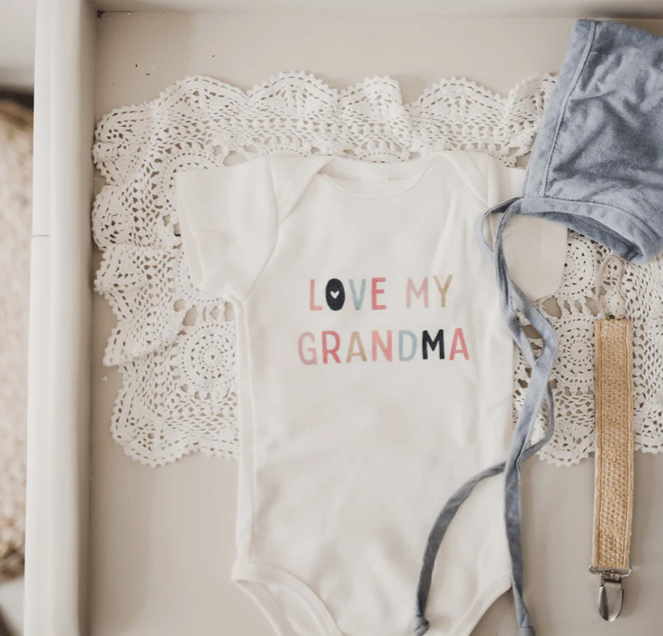 ONESIE LOVE GRANDMA
