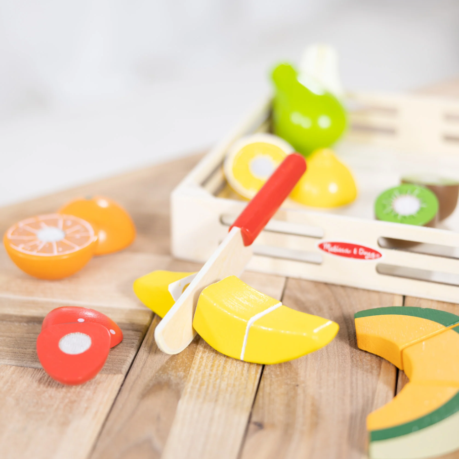 CUTTING FRUIT M&D