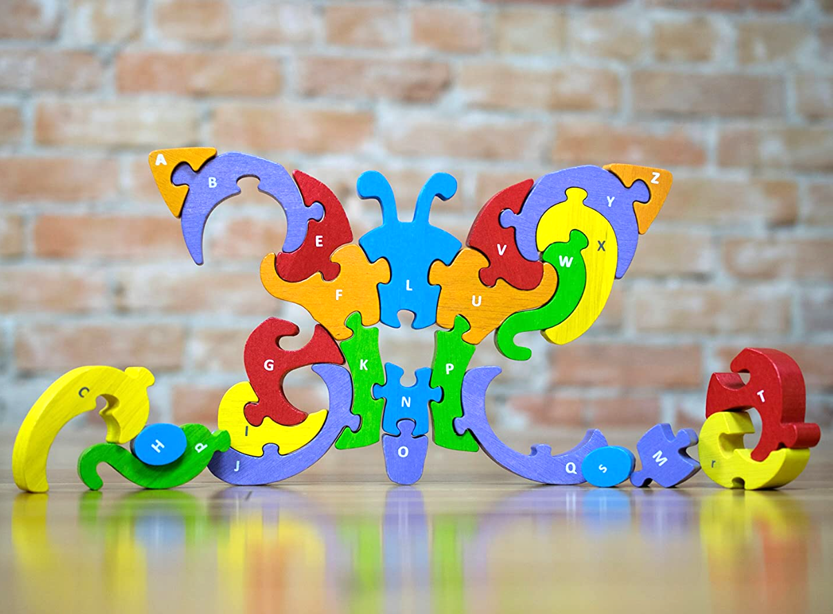 PUZZLE BUTTERFLY A-Z