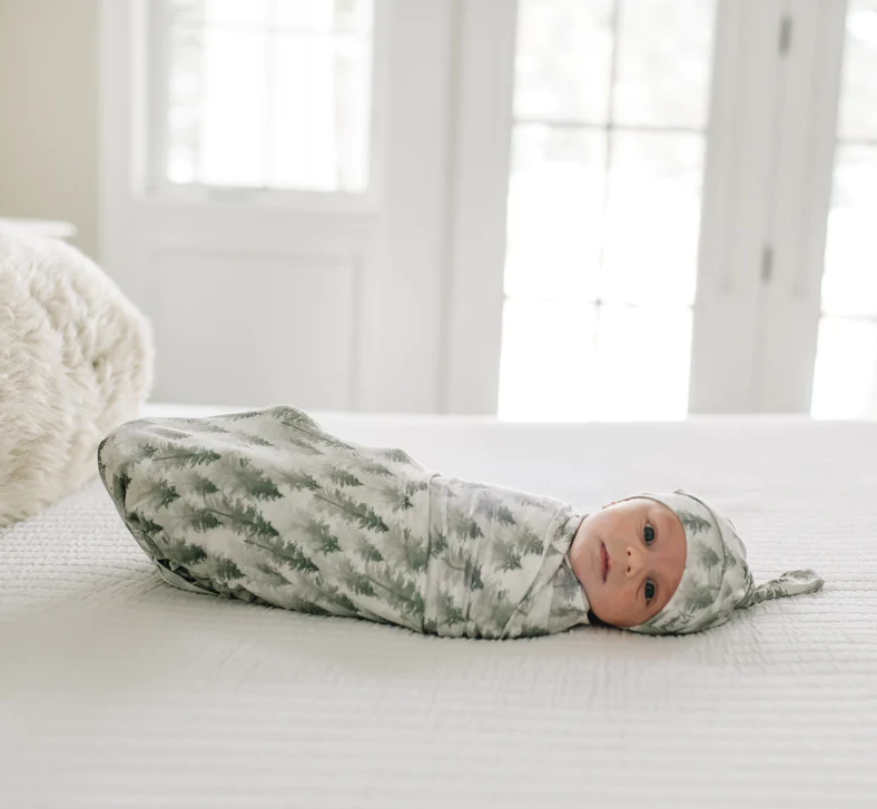 SWADDLE BLANKET