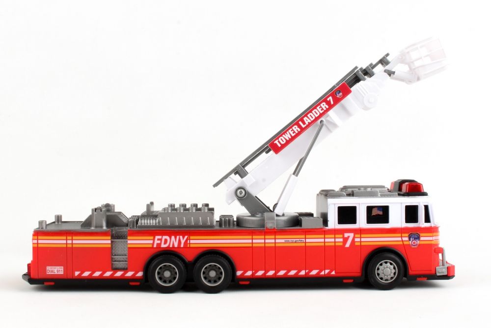 FIRE TRUCK W/ LADDER RC LIGHTS & SOUND