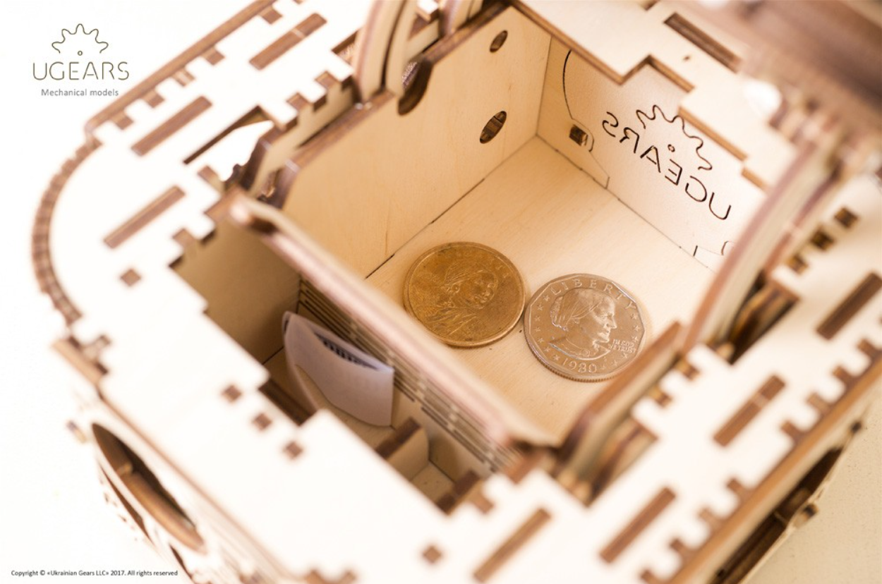UGEARS TREASURE BOX