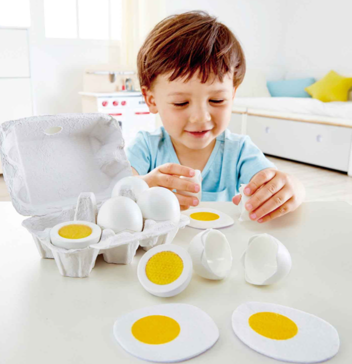 EGG CARTON HAPE