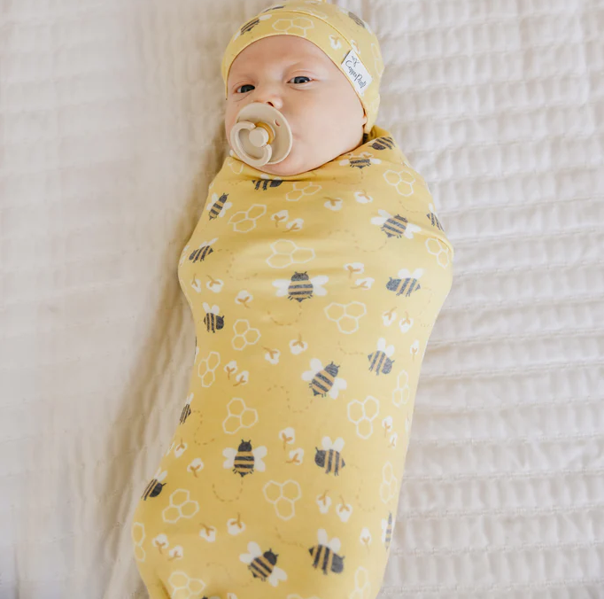 SWADDLE BLANKET