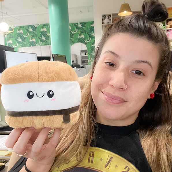 SQUISHABLE SNACKERS SMORES