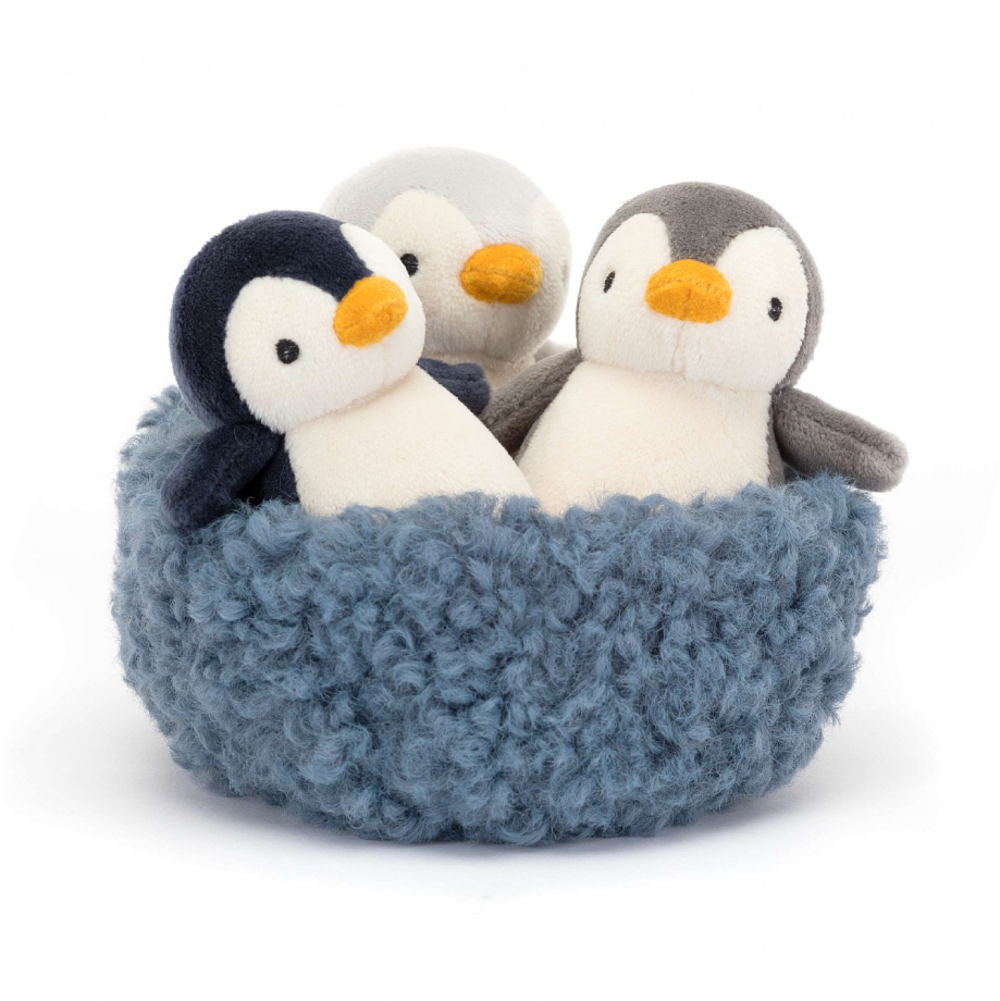PENGUINS NESTING