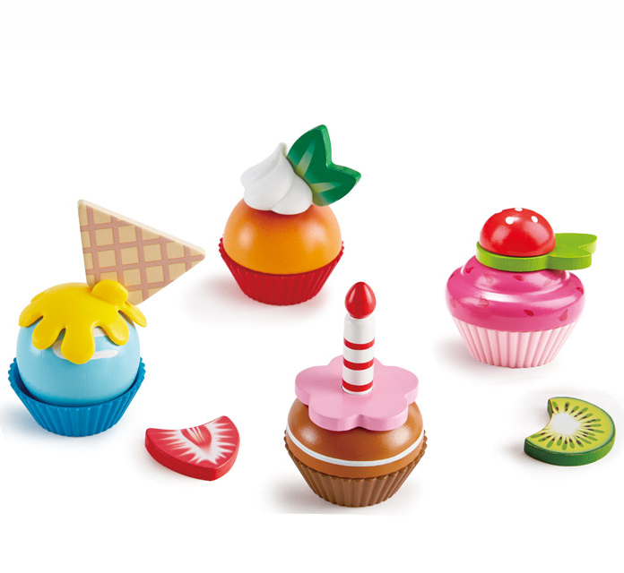 CUPCAKE SET TO BUILD HAPE