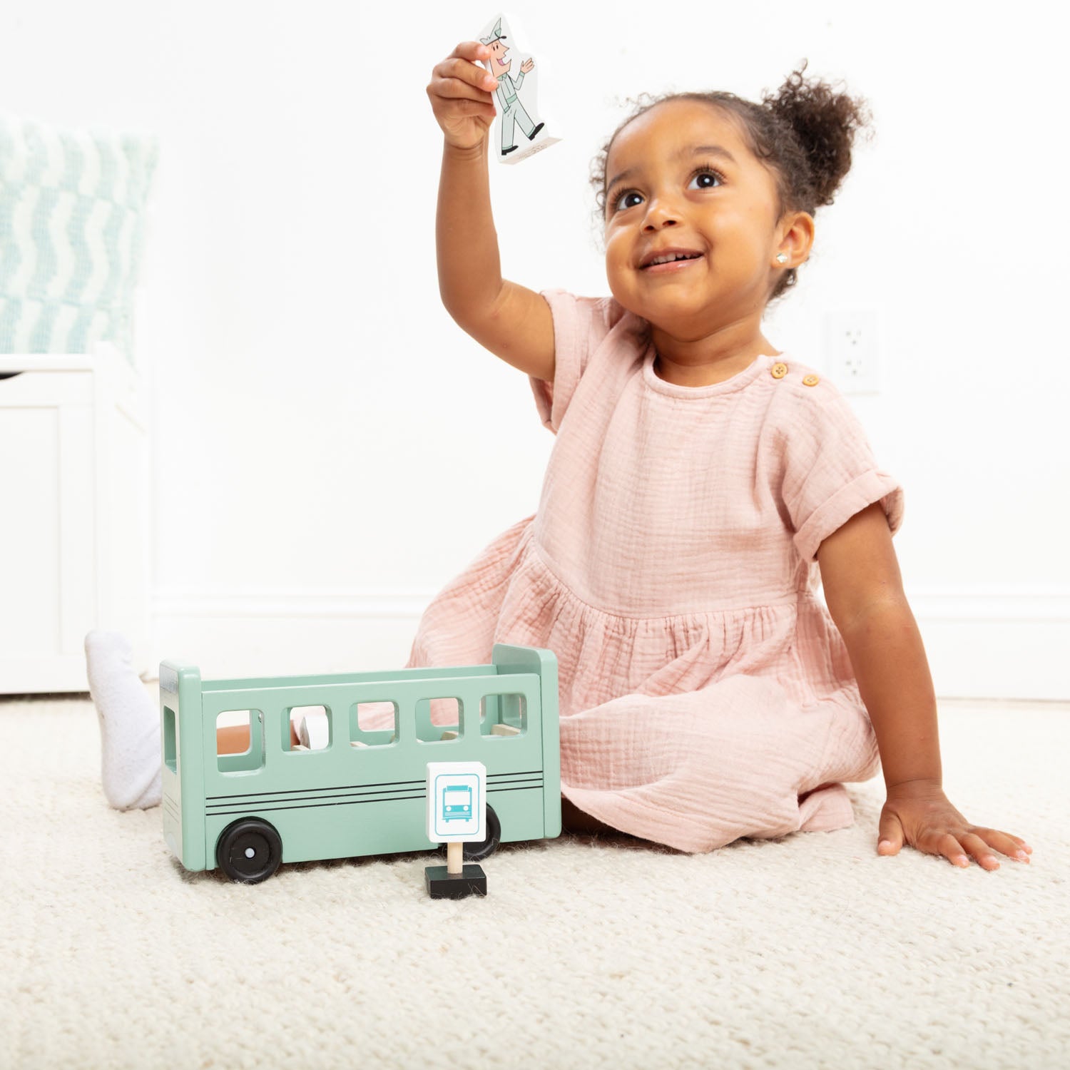 WOODEN BUS PIGEON MO WILLEMS
