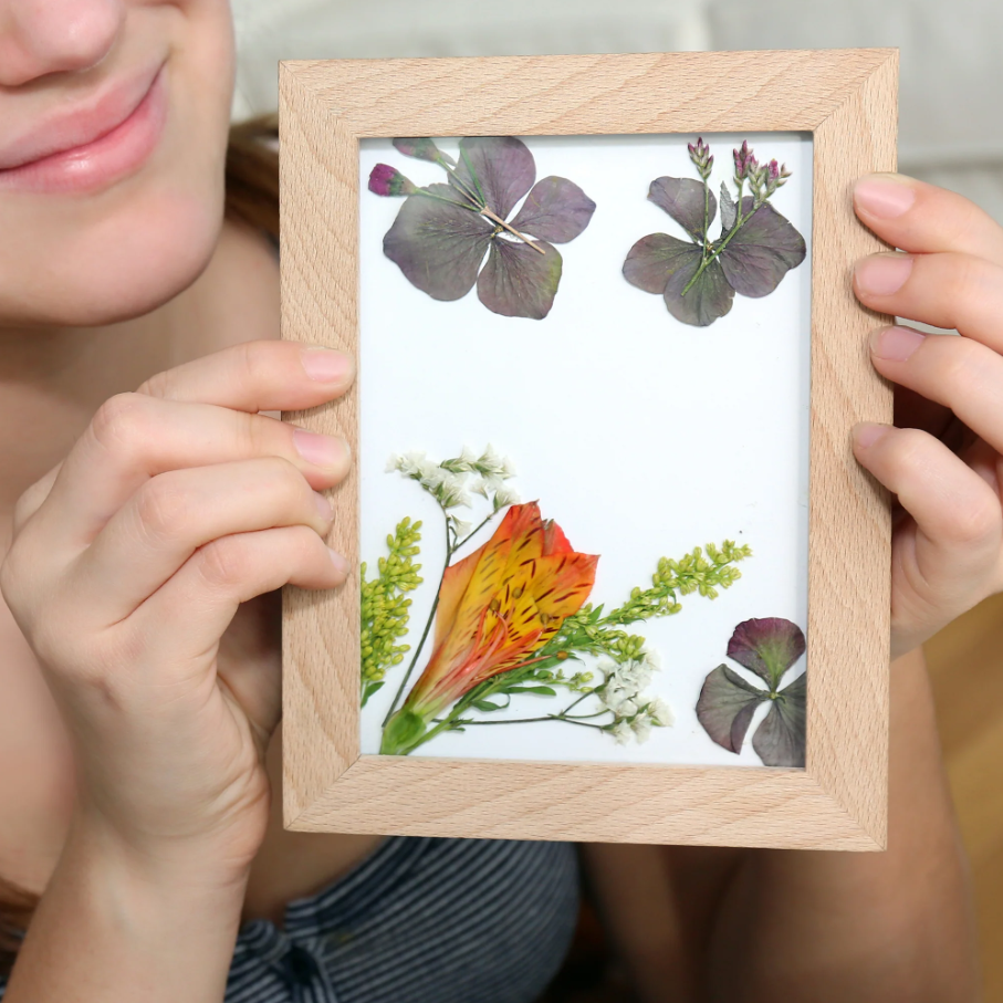 PRESSED FLOWER ART KIT