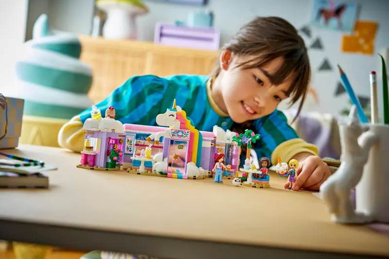 UNICORN DREAM CAFE FRIENDS LEGO