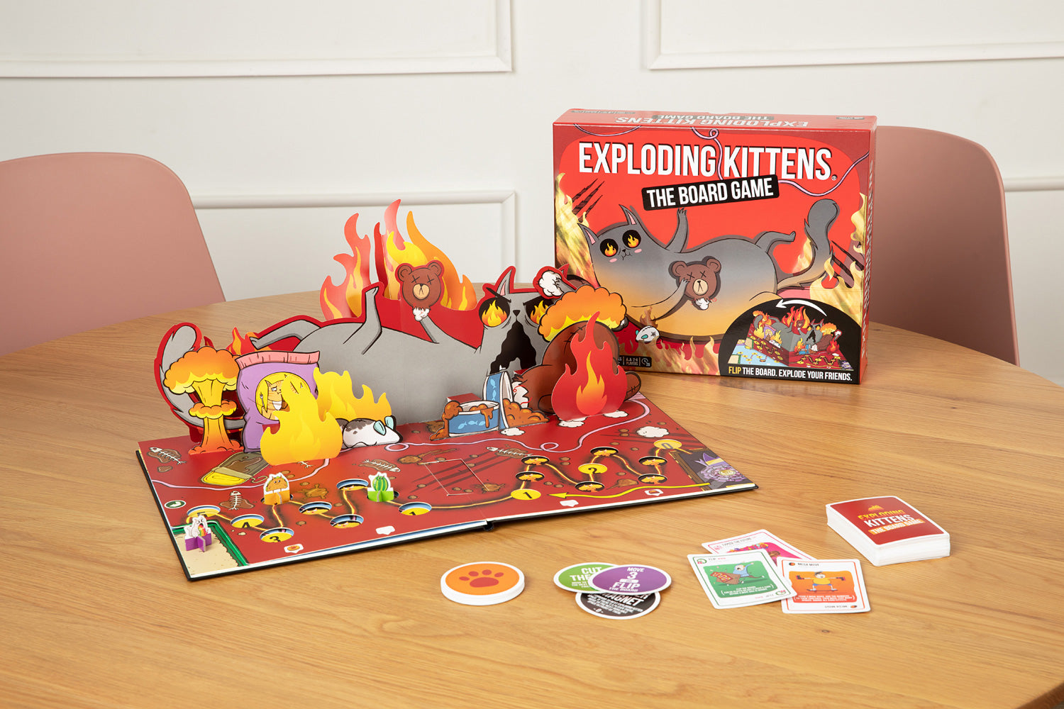 EXPLODING KITTENS THE BOARD GAME