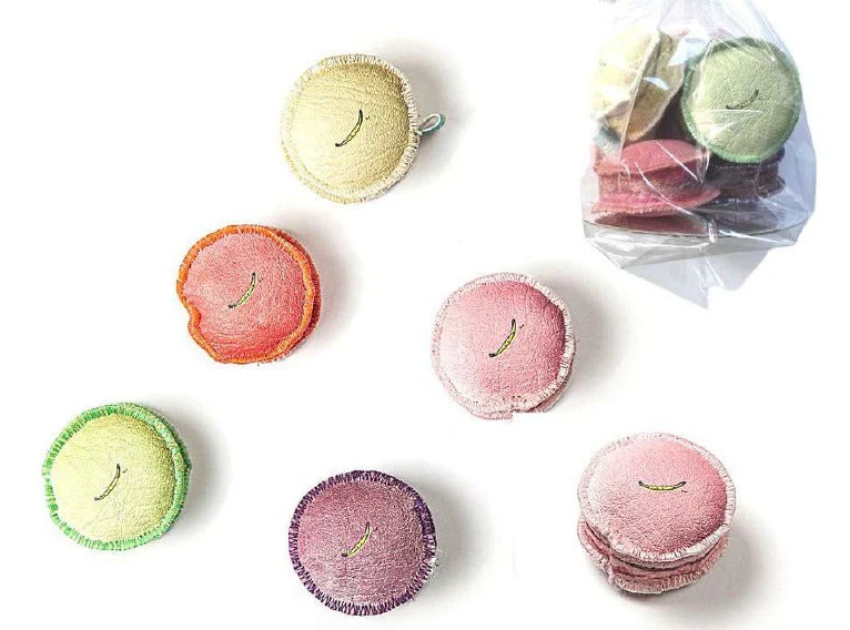 MACARONS