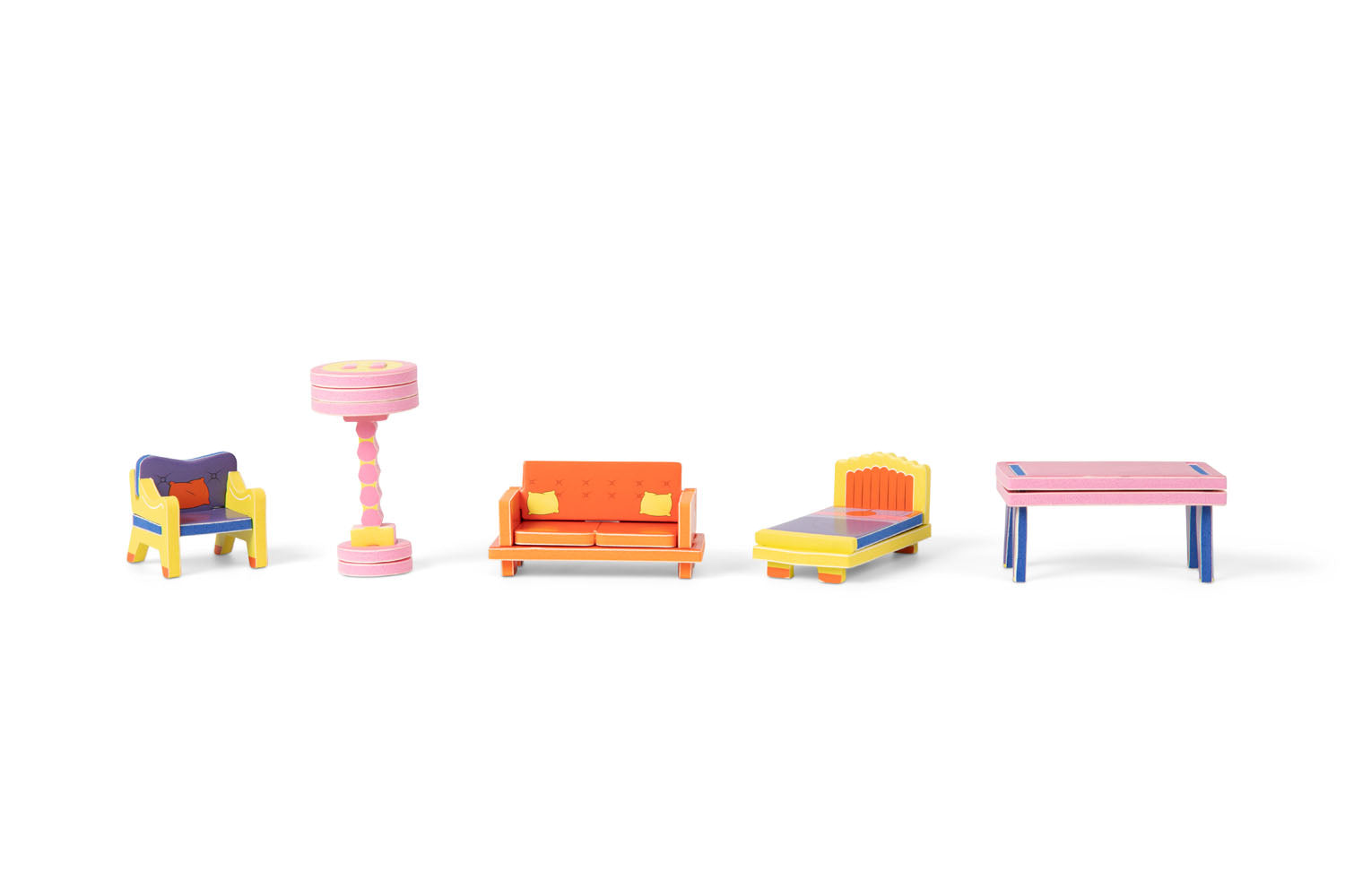 GIANTS MOVING TINY FURNITURE GAME