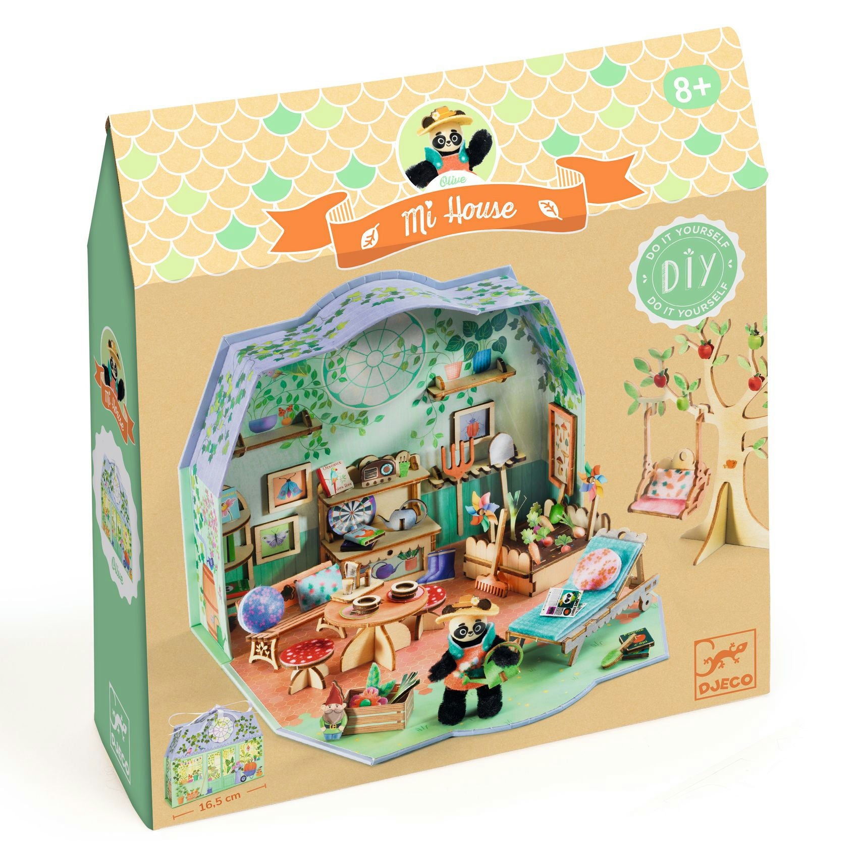 Boxed toy house with panda figures and furniture, featuring the brand 'My House' and 'Djeco'.