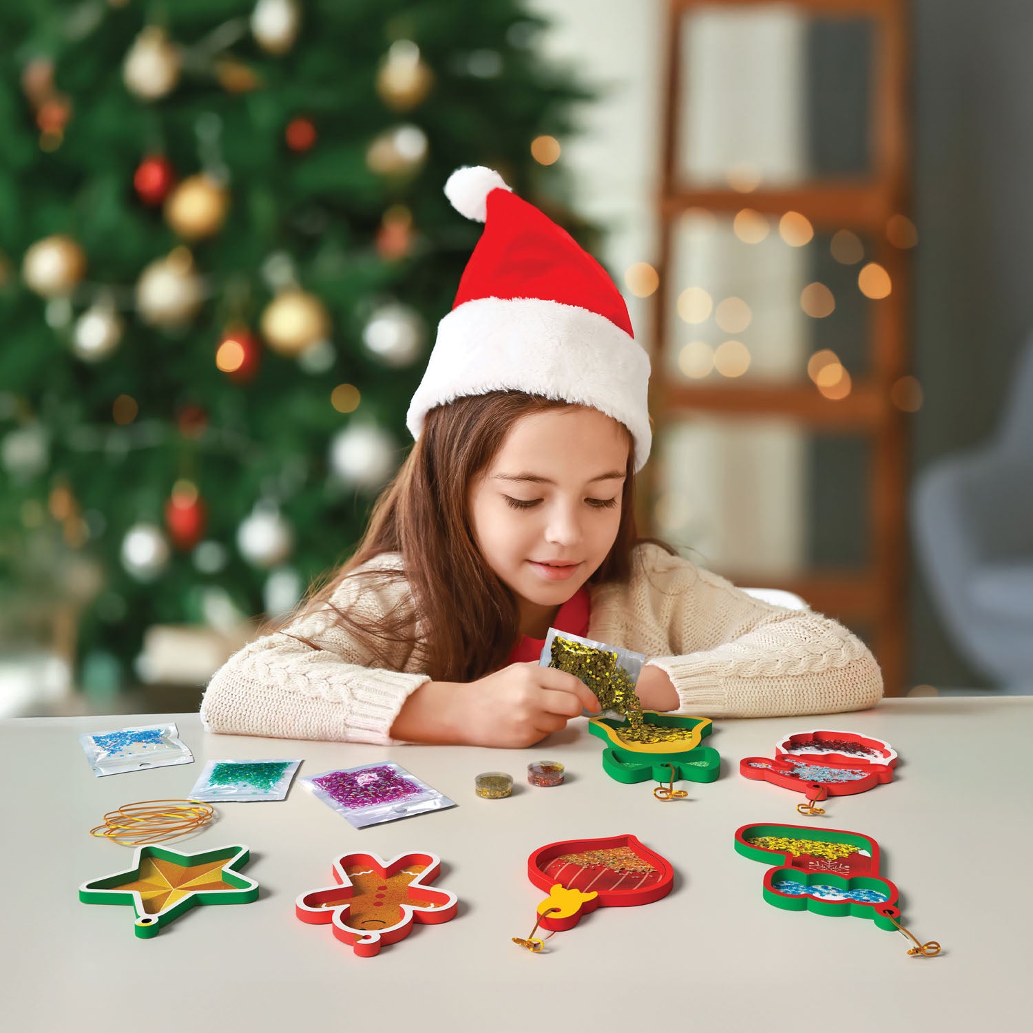 SHAKE ITS CHRISTMAS ORNAMENTS