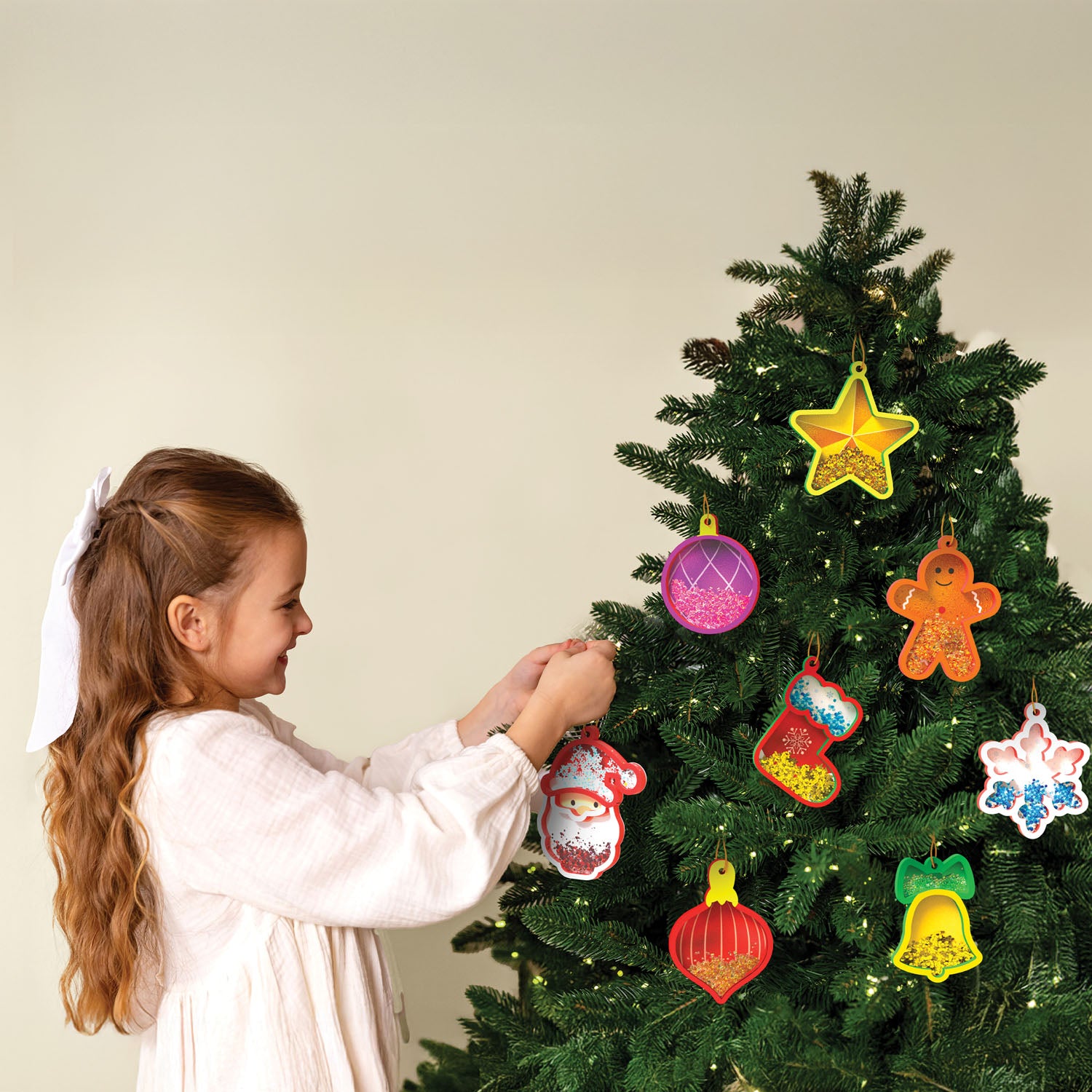 SHAKE ITS CHRISTMAS ORNAMENTS