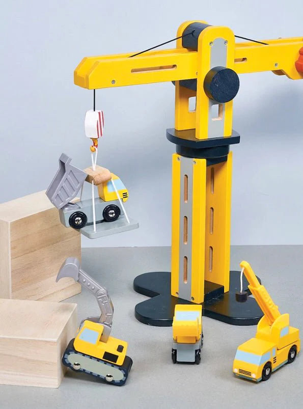 CRANE BIG YELLOW WOODEN MENTARI