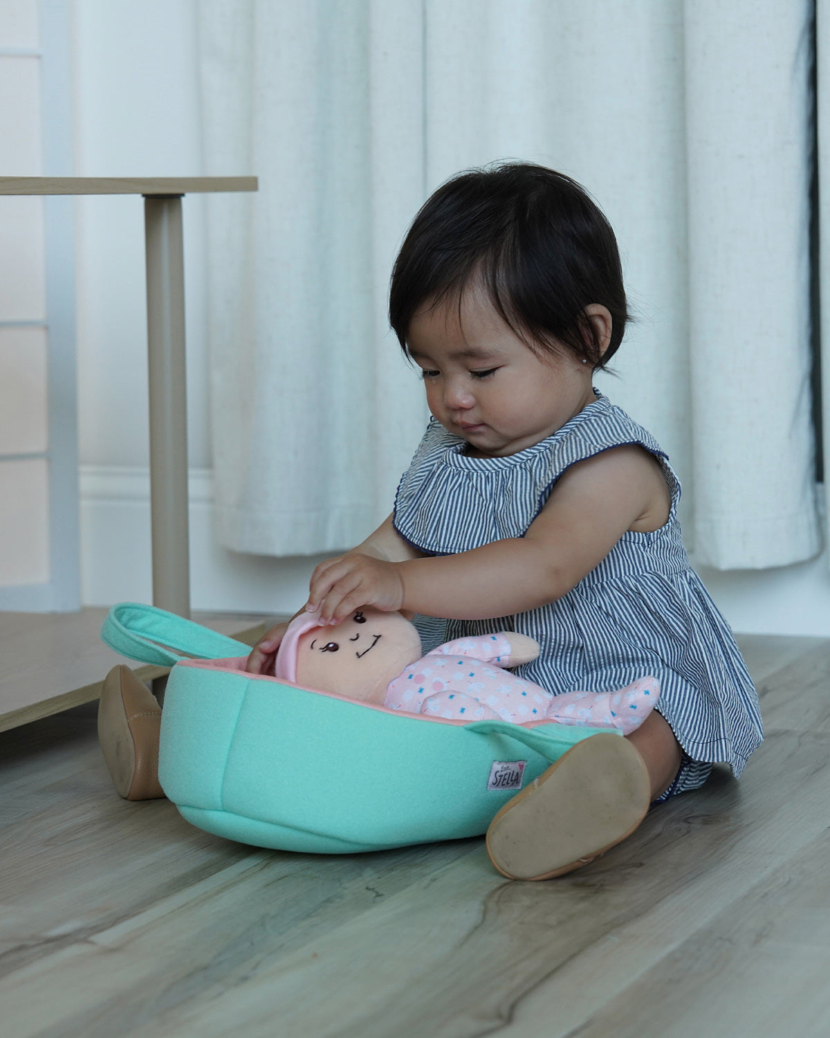 DOLL PEACH & BASSINET MY FIRST LOVE STELLA