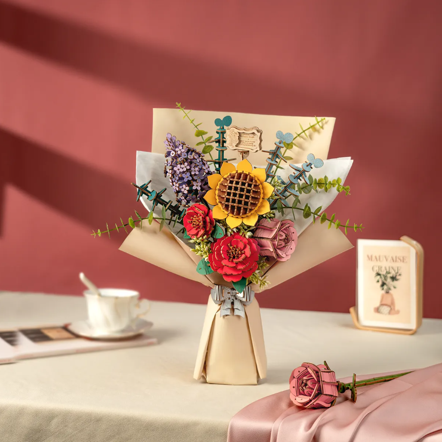 WOODEN FLOWER BOUQUET ROLIFE