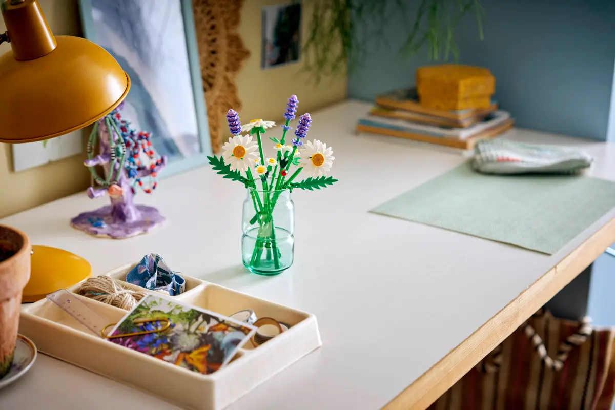 DAISIES BOTANICAL LEGO