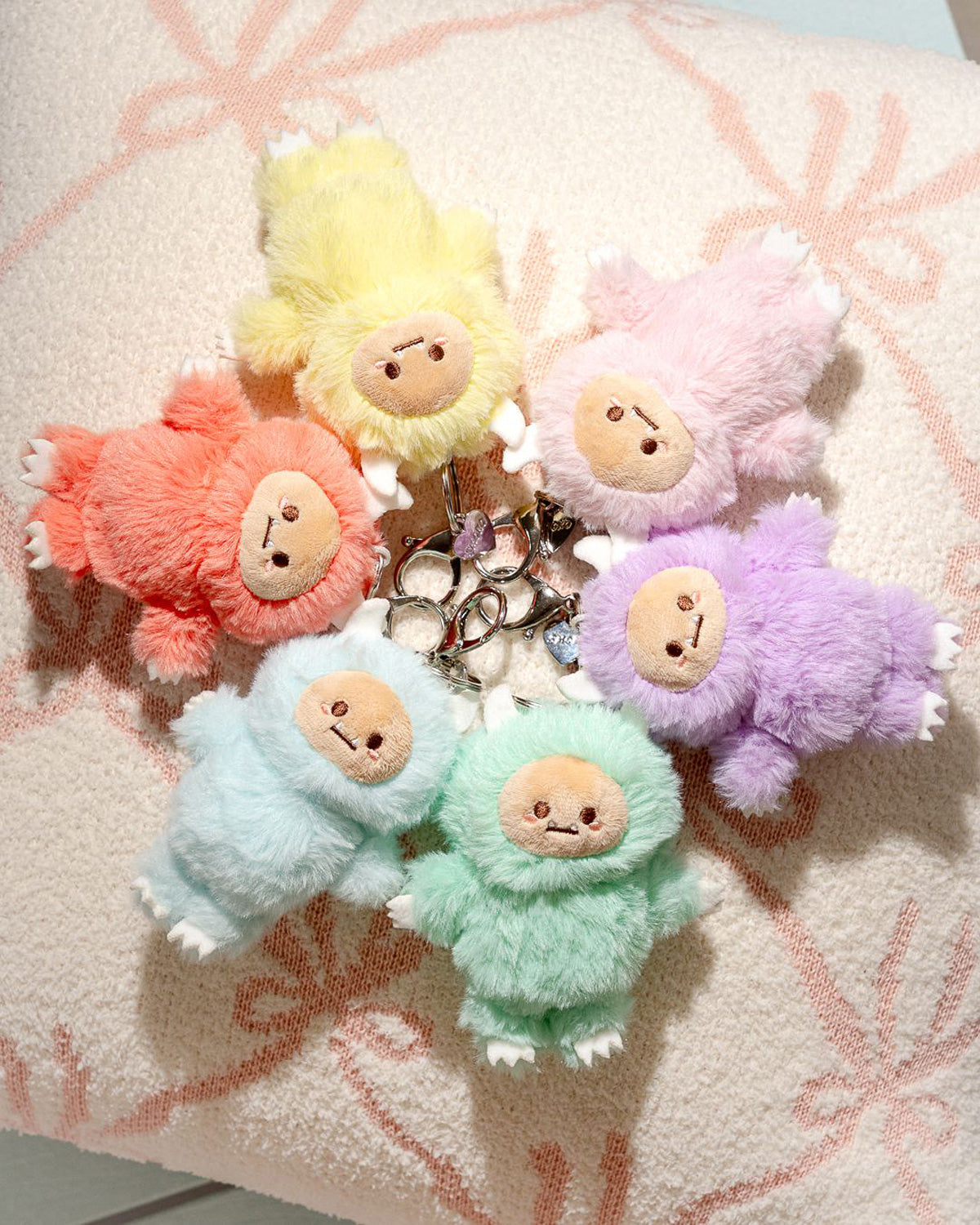 PASTEL YETI PLUSH BLIND BOX