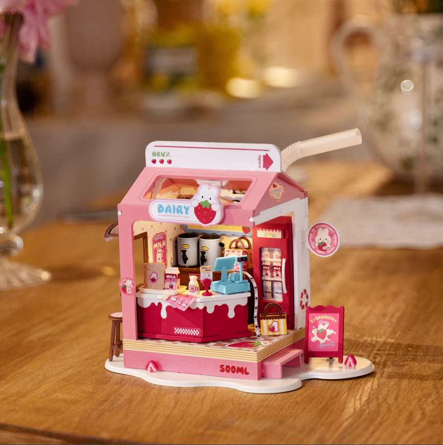 STRAWBERRY MILK BOX DIY BUILD HOUSE KIT ROLIFE