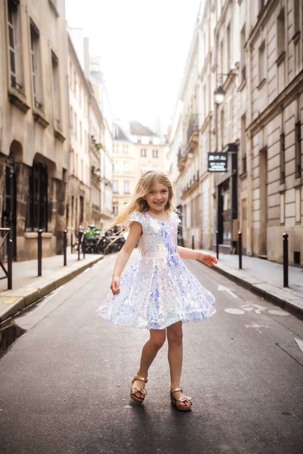 DRESS UP CONCERT QUEEN SILVER SEQUINS